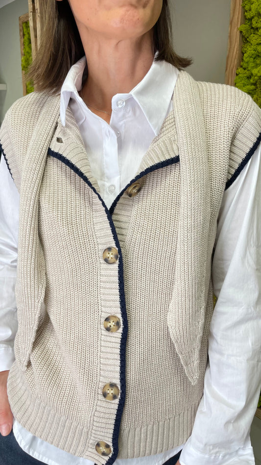 Bala Bow vest