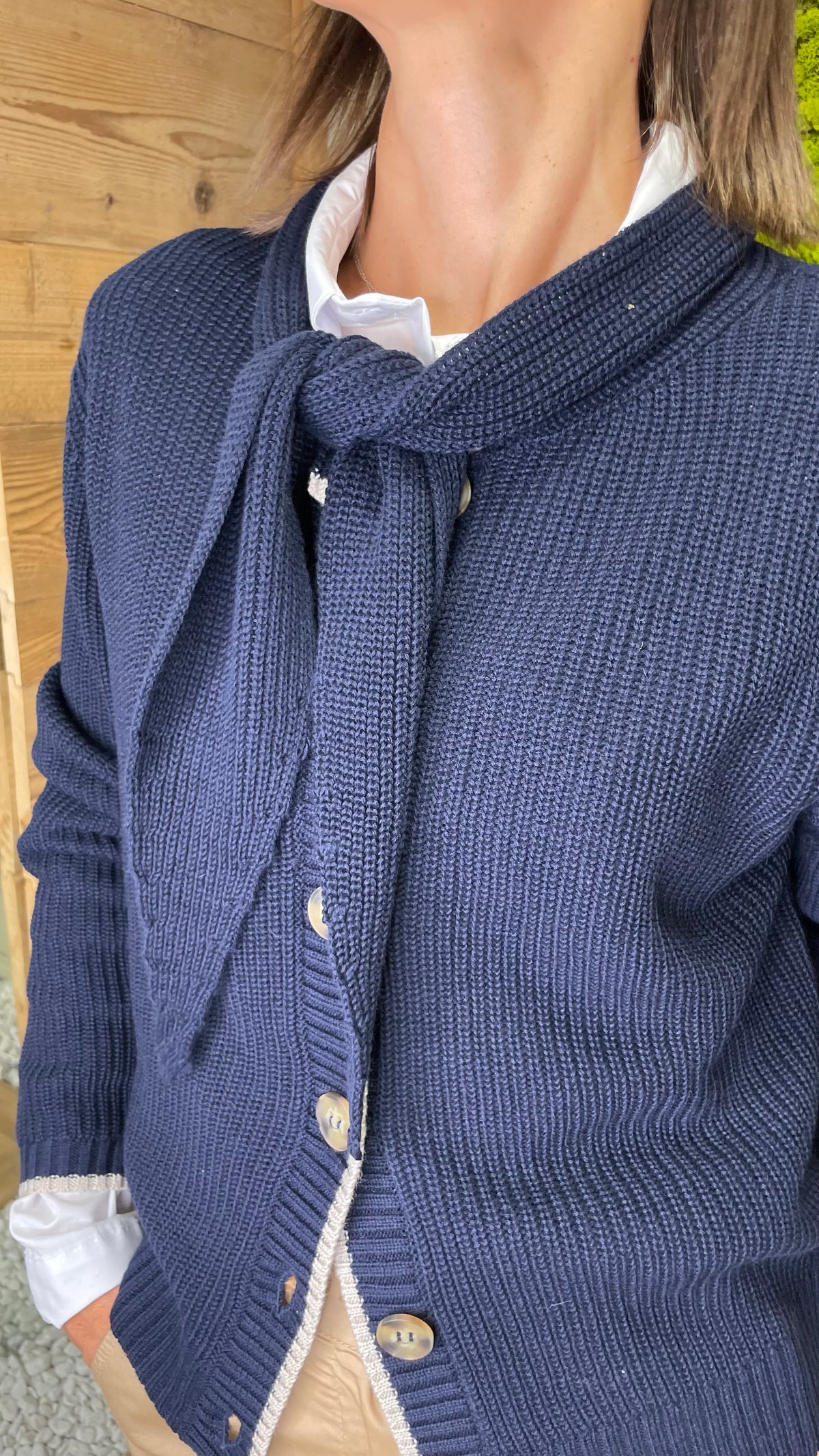 Bala bow cardigan