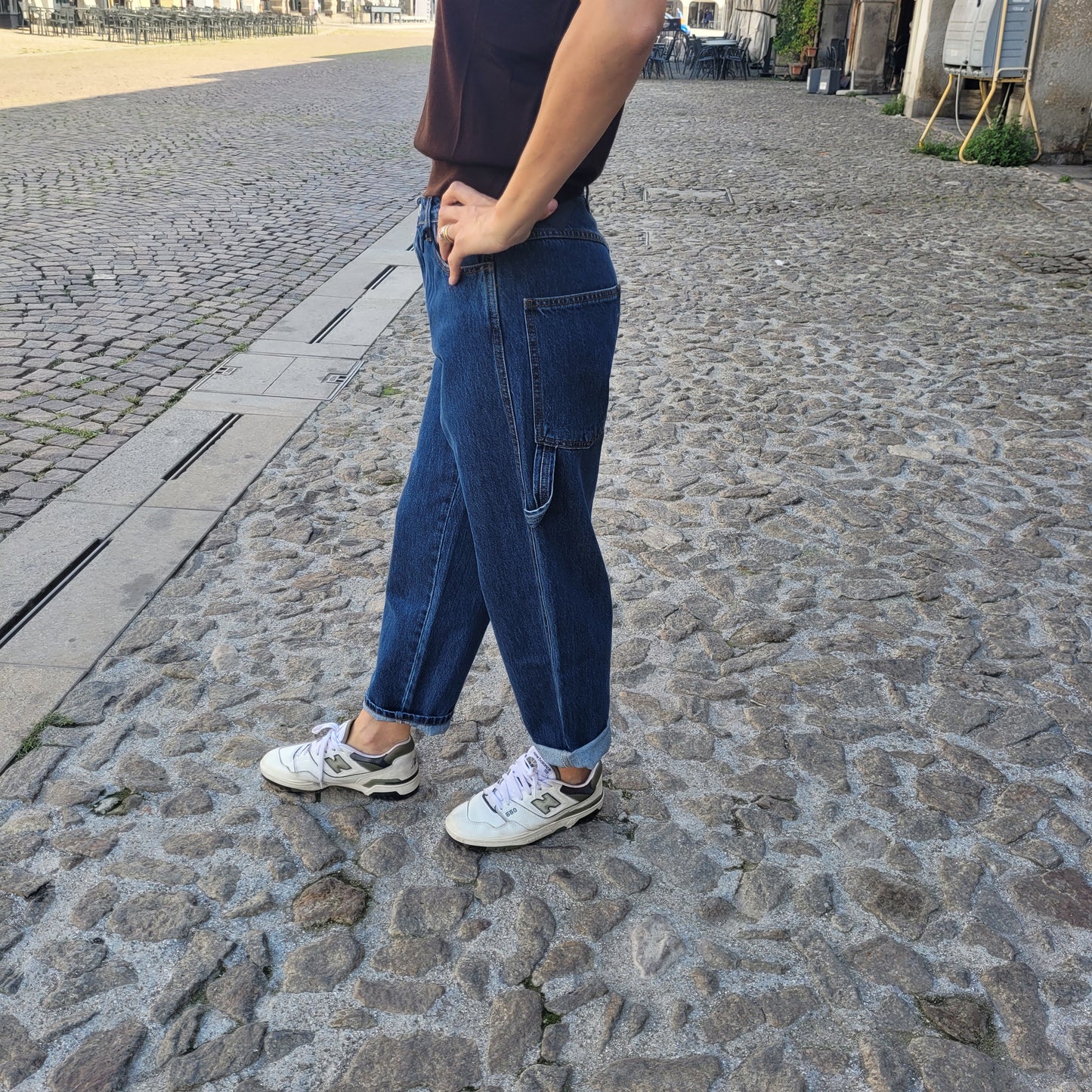 Jeans worker