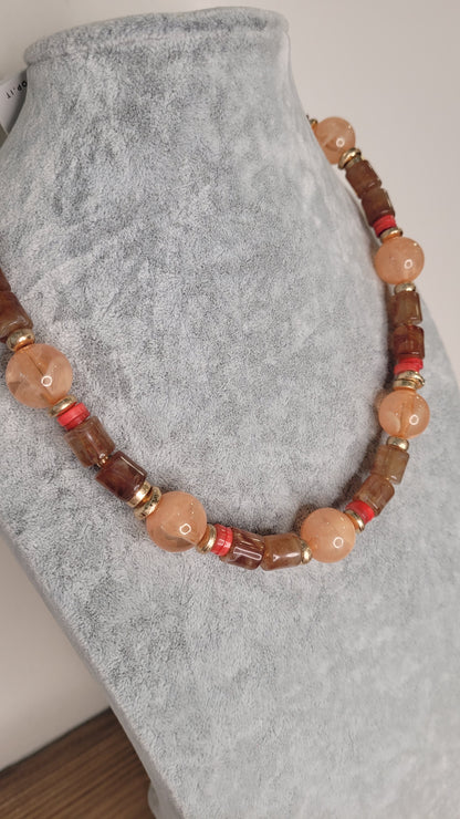 Collana Clio in resina con sfere arancio